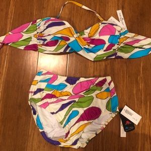 Tara Grinna Women’s 2 piece bathing suit